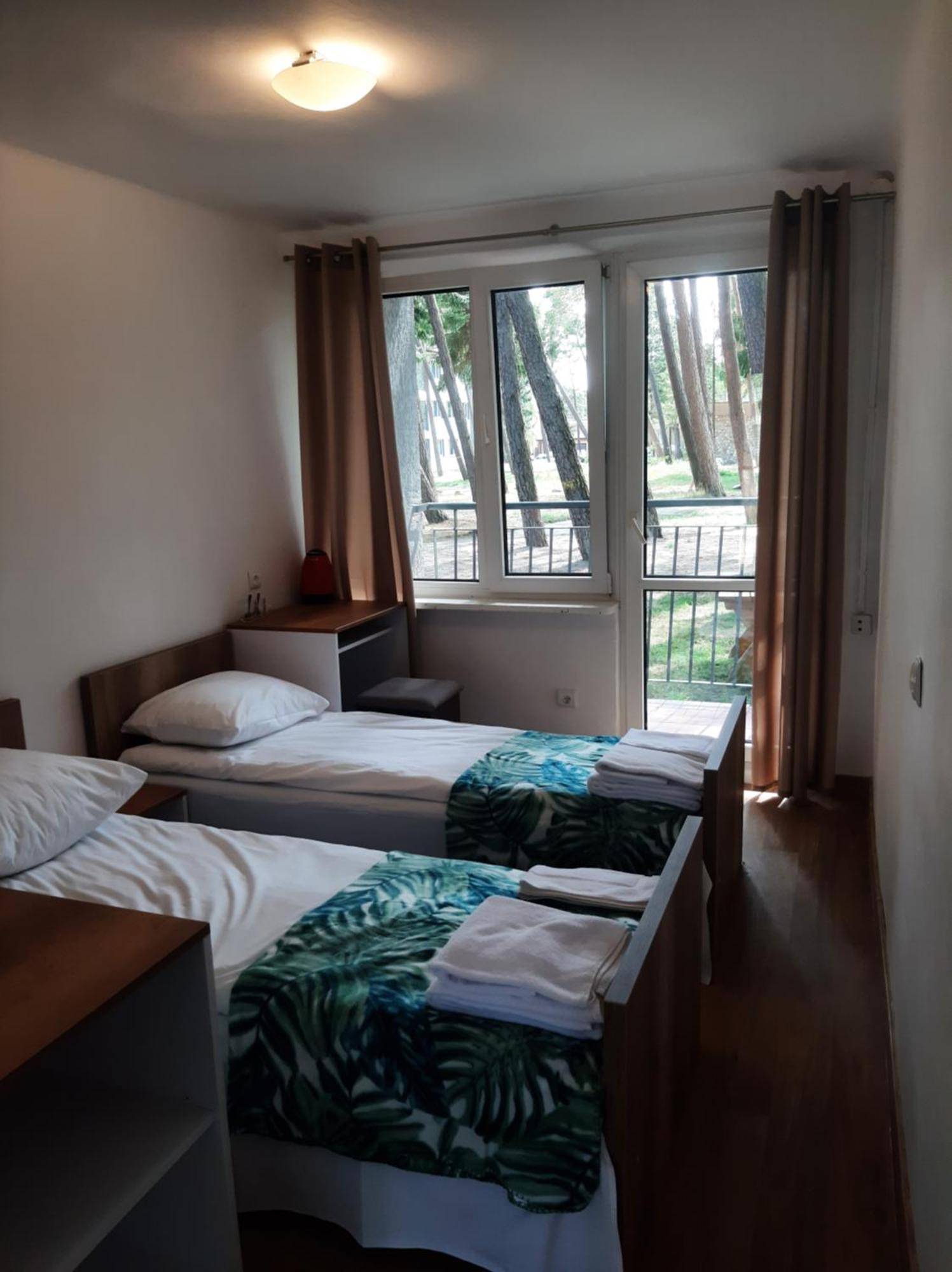 Hotel Domki Osrodek Wypoczynkowy Neptun Ujście-Darłowskie Exterior foto